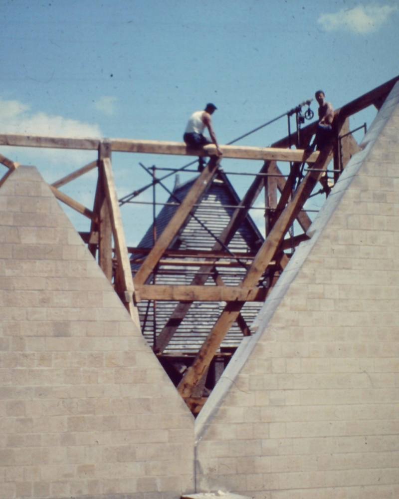 Reconstruction de la charpente de l'église Saint Sulpice de Huppy