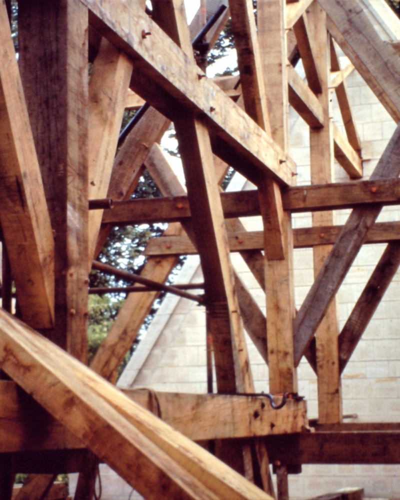 Reconstruction de la charpente de l'église Saint Sulpice de Huppy